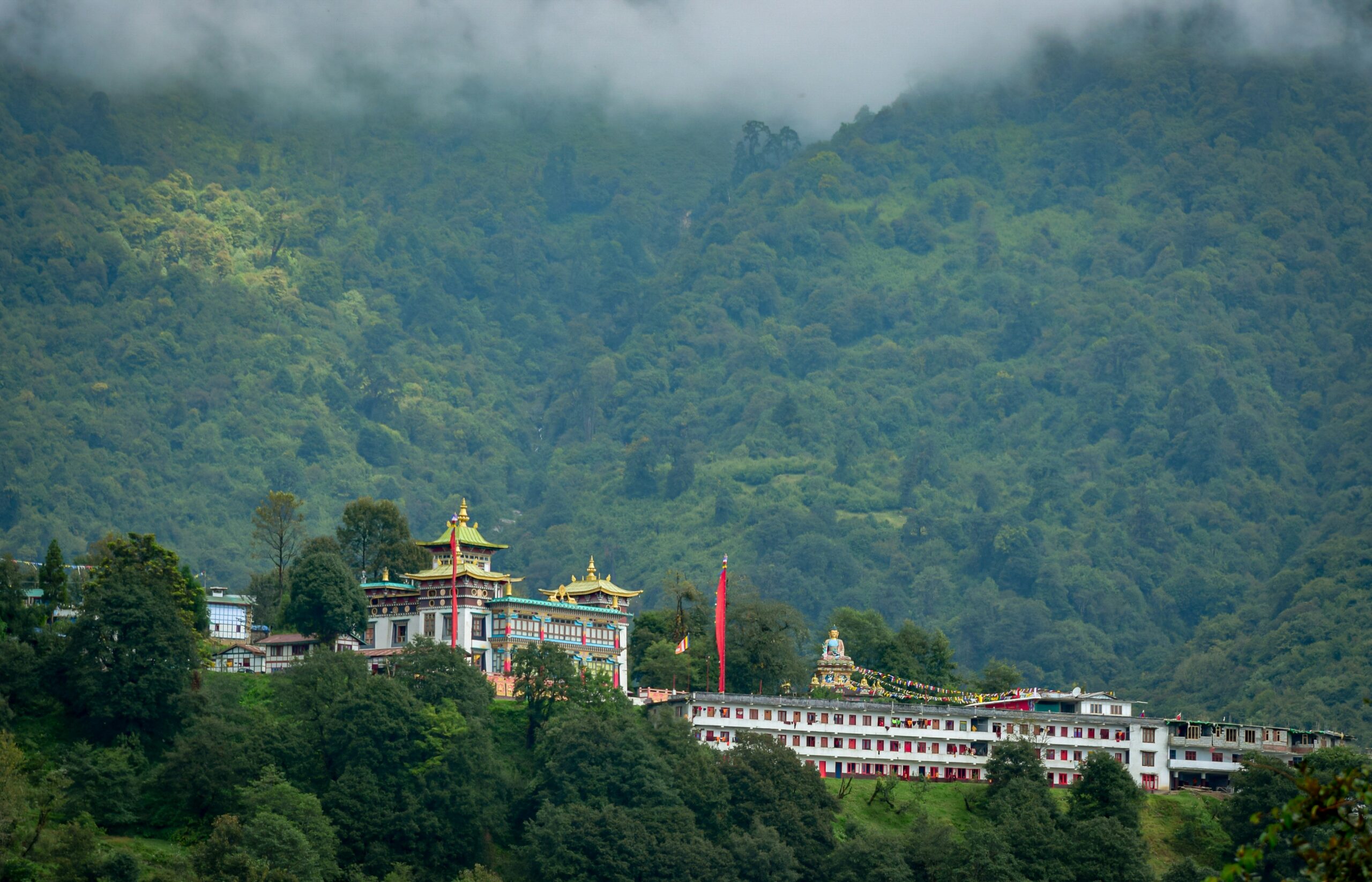 giant buddha statue tawang
