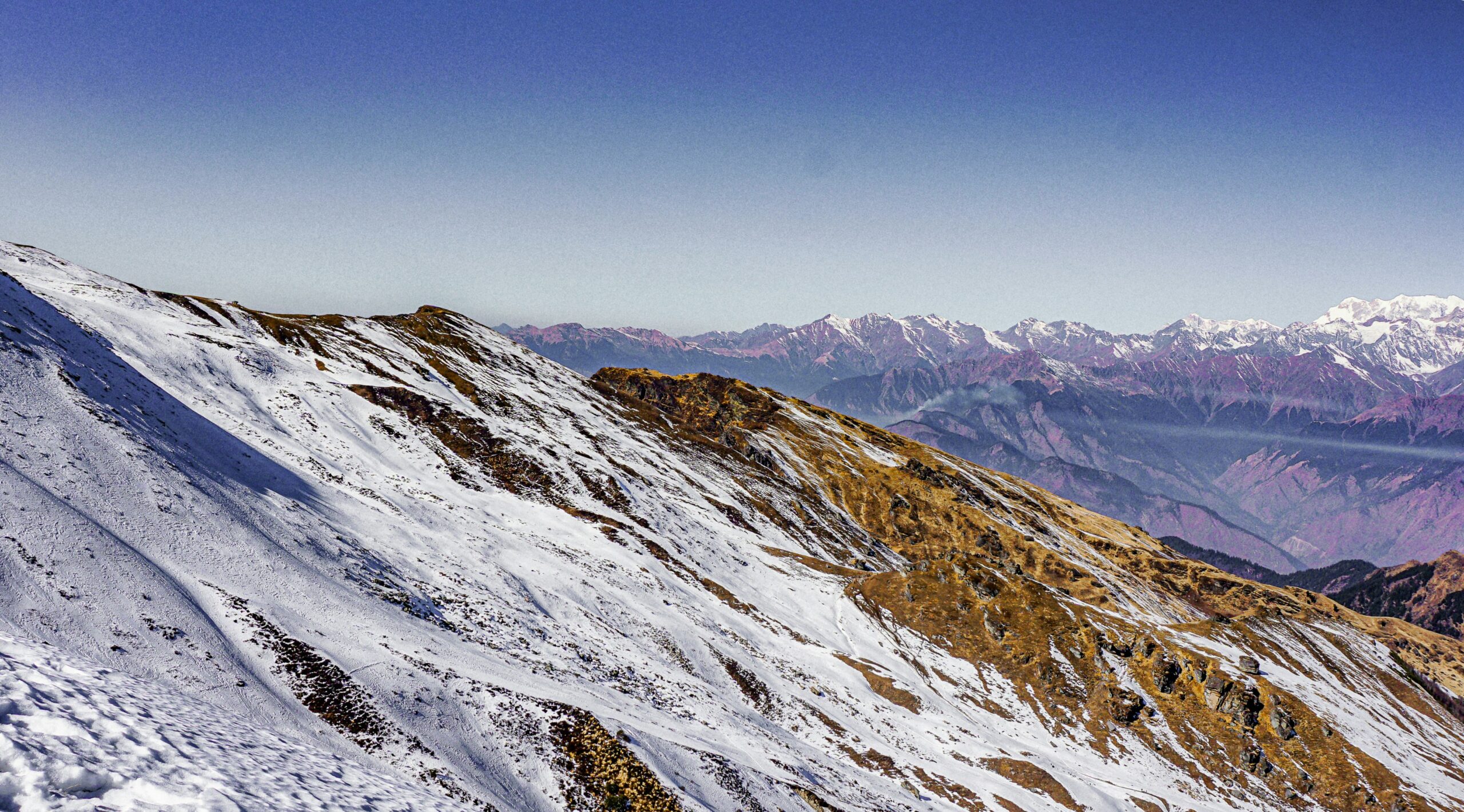 Best Time for Hampta Pass Trek