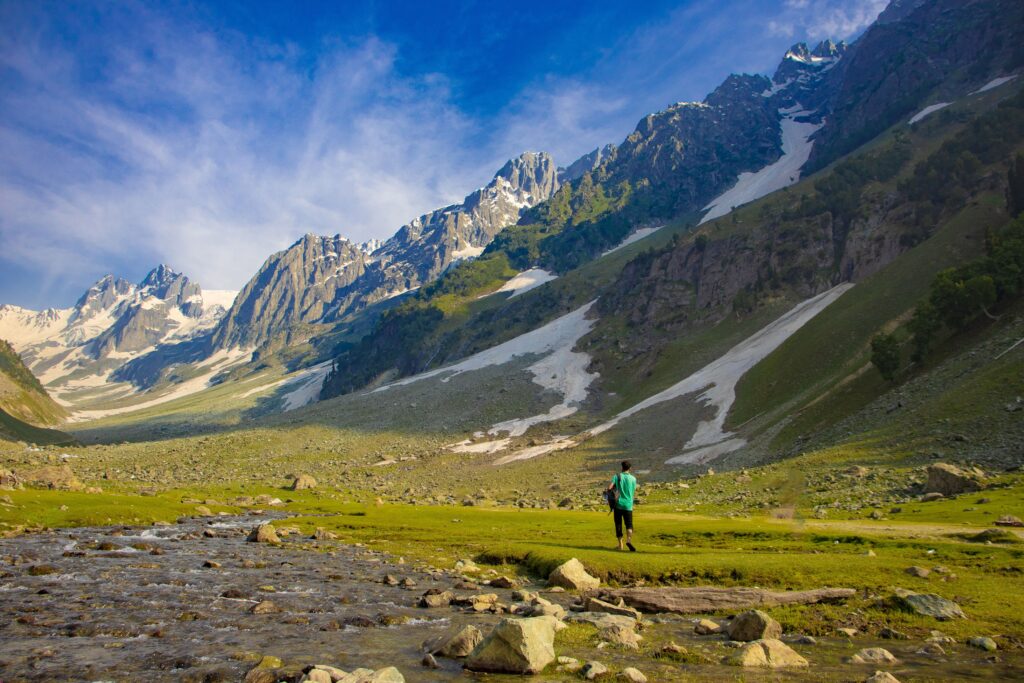 kashmir great lakes trek